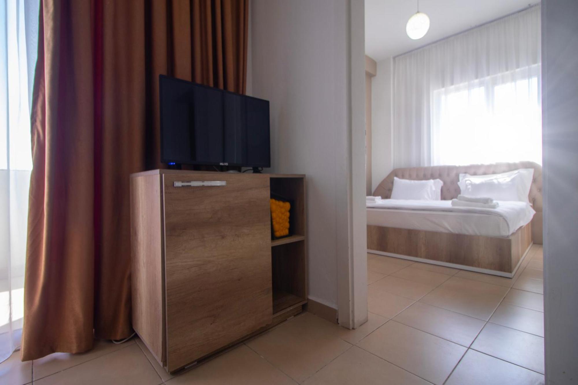 Hotel Princ Golem  Bagian luar foto
