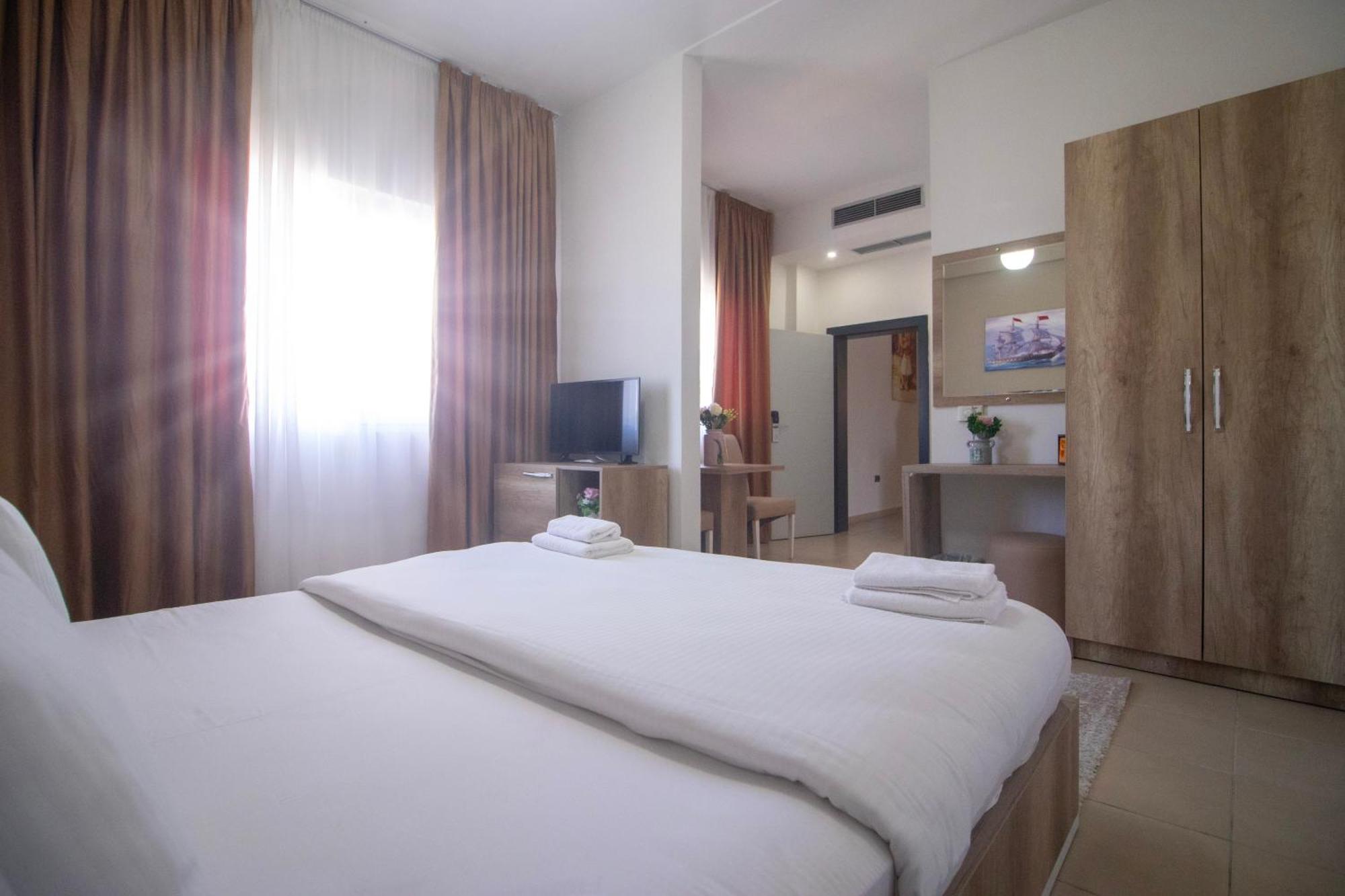 Hotel Princ Golem  Bagian luar foto